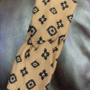 Beautiful headband * one of its kind 💕